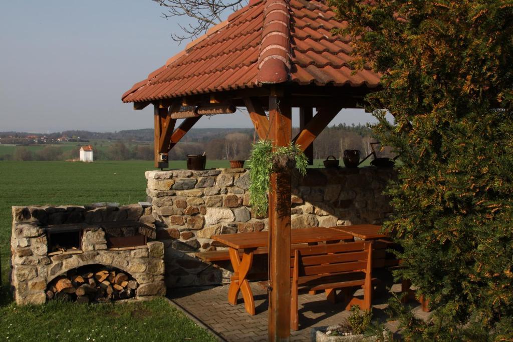 Penzion Chlumec Chlumec  Bagian luar foto